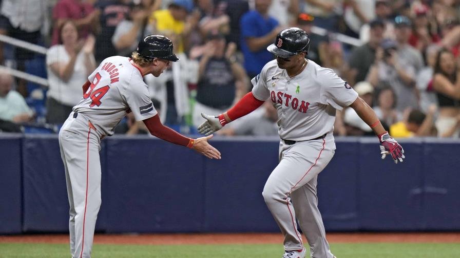 Rafael Devers pega cuadrangular por sexto partido consecutivo, nueva marca para Boston